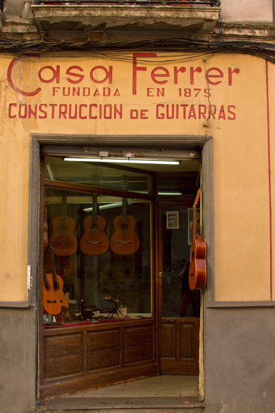 Casa Ferrer, Gitarren